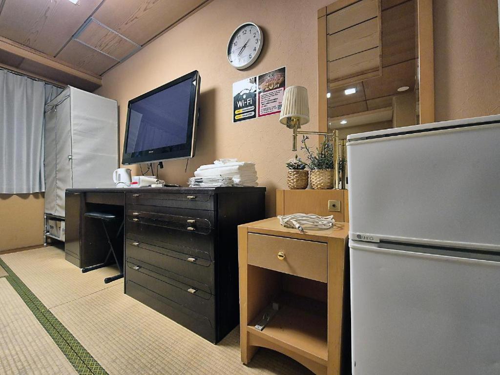 Family Room,1677966163:JPEG