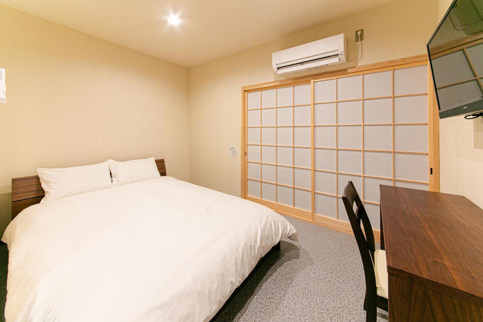 Double Room,983673178:JPEG